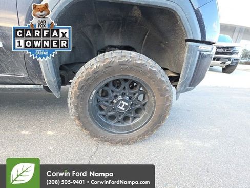 Used 2024 GMC Sierra 2500 AT4 w/ AT4 Premium Plus Package image 6