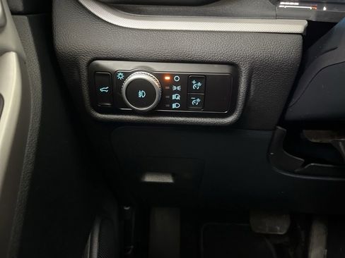 Used 2023 Ford Explorer XLT w/ Equipment Group 202A AWD/4WD image 58