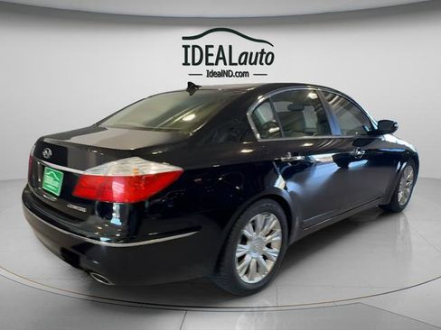 Used 2009 Hyundai Genesis 3.8 w/ Technology Pkg 4 RWD image 9