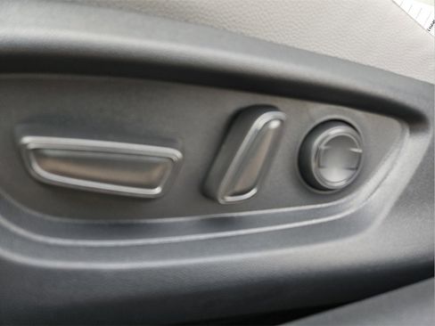 New 2026 Toyota Camry SE image 18