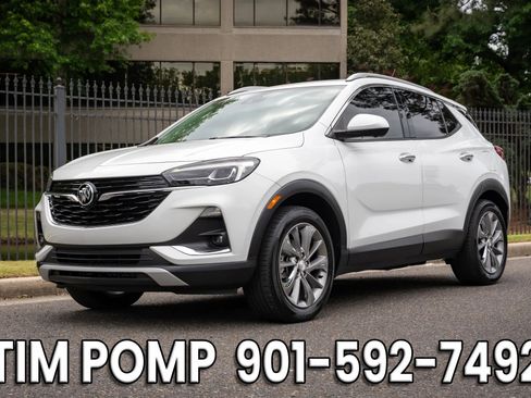 Used 2022 Buick Encore GX Essence w/ Advanced Technology Package FWD image 1