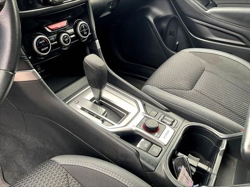 Used 2023 Subaru Forester Premium image 19