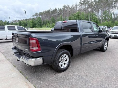 Used 2019 RAM 1500 Laramie AWD/4WD image 5