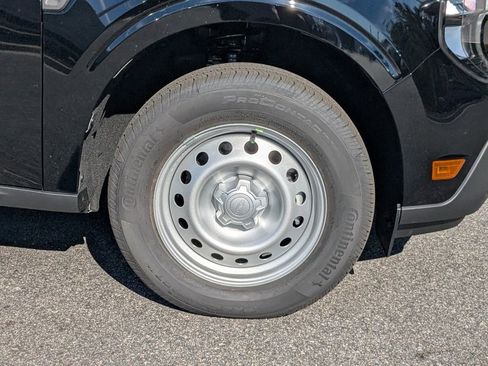 New 2025 Ford Maverick XL image 11