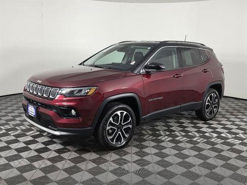 Used 2022 Jeep Compass Limited AWD/4WD image 9