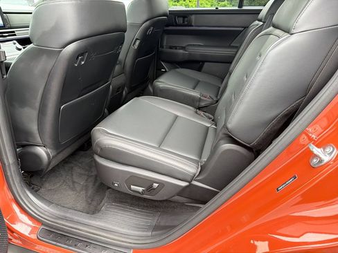 Used 2024 Hyundai Santa Fe Calligraphy AWD/4WD image 21