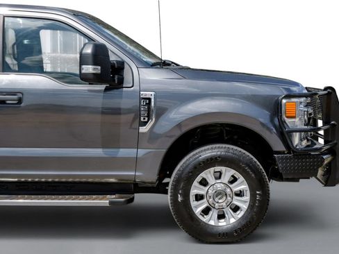 Used 2020 Ford F250 XL w/ STX Appearance Package AWD/4WD image 7