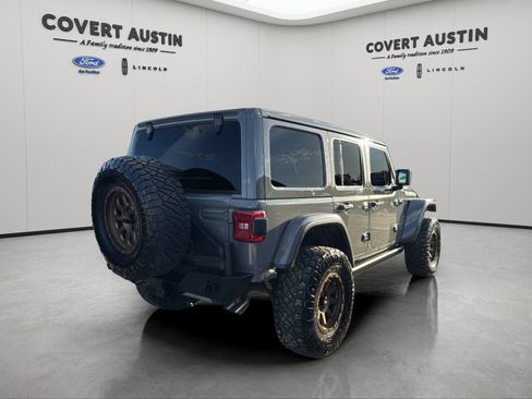 Used 2022 Jeep Wrangler Unlimited Rubicon w/ Trailer Tow Package AWD/4WD image 5