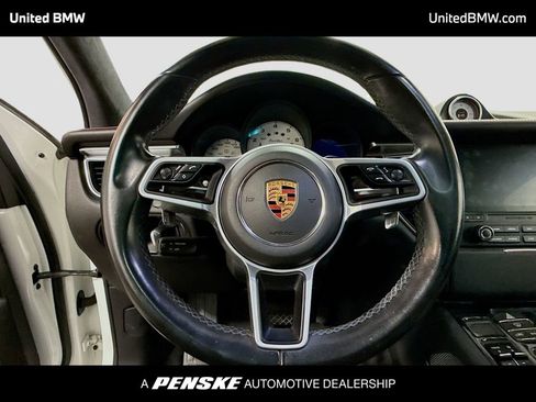 Used 2018 Porsche Macan Turbo image 6