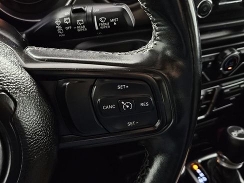 Used 2019 Jeep Wrangler Unlimited Sport S AWD/4WD image 19