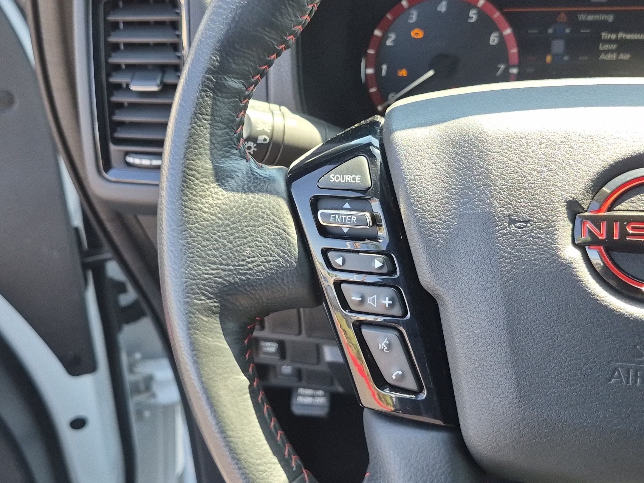 Used 2023 Nissan Frontier Pro-X w/ Pro Convenience Package RWD image 19