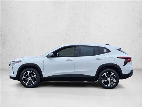 New 2026 Chevrolet Trax RS w/ Driver Confidence Package image 5