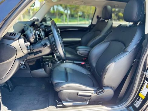 Used 2019 MINI Cooper S FWD image 23