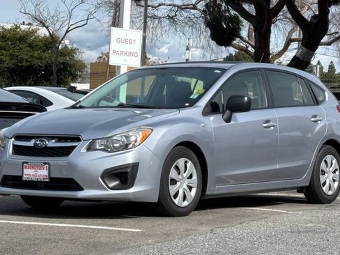 Used 2012 Subaru Impreza 2.0i image 7