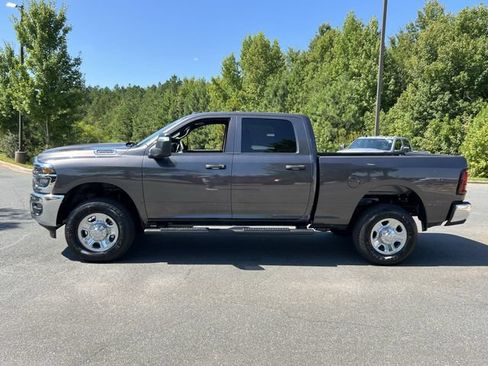 New 2026 RAM 2500 Tradesman AWD/4WD image 10