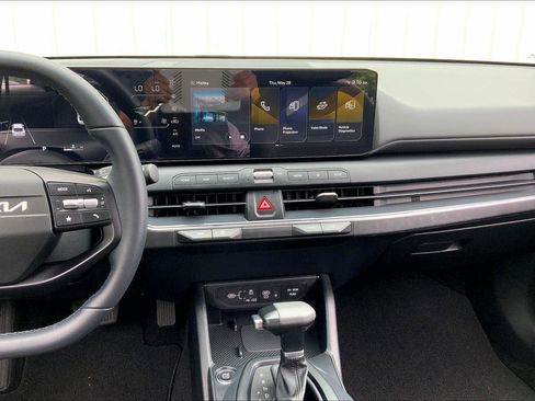 Used 2025 Kia K4 EX FWD image 6