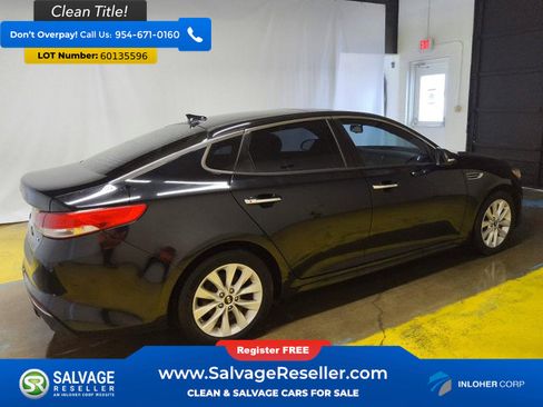 Used 2016 Kia Optima EX w/ Premium Package FWD image 4