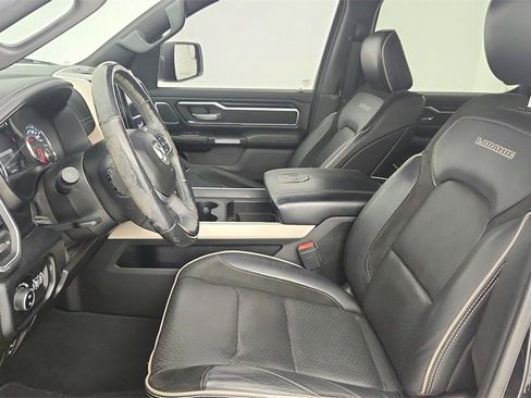 Used 2019 RAM 1500 Laramie image 15