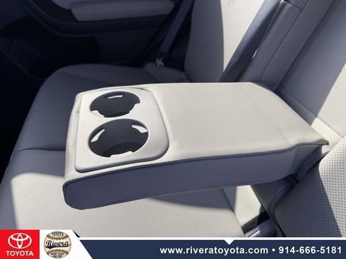 Used 2017 Subaru Forester 2.5i Limited AWD/4WD image 15