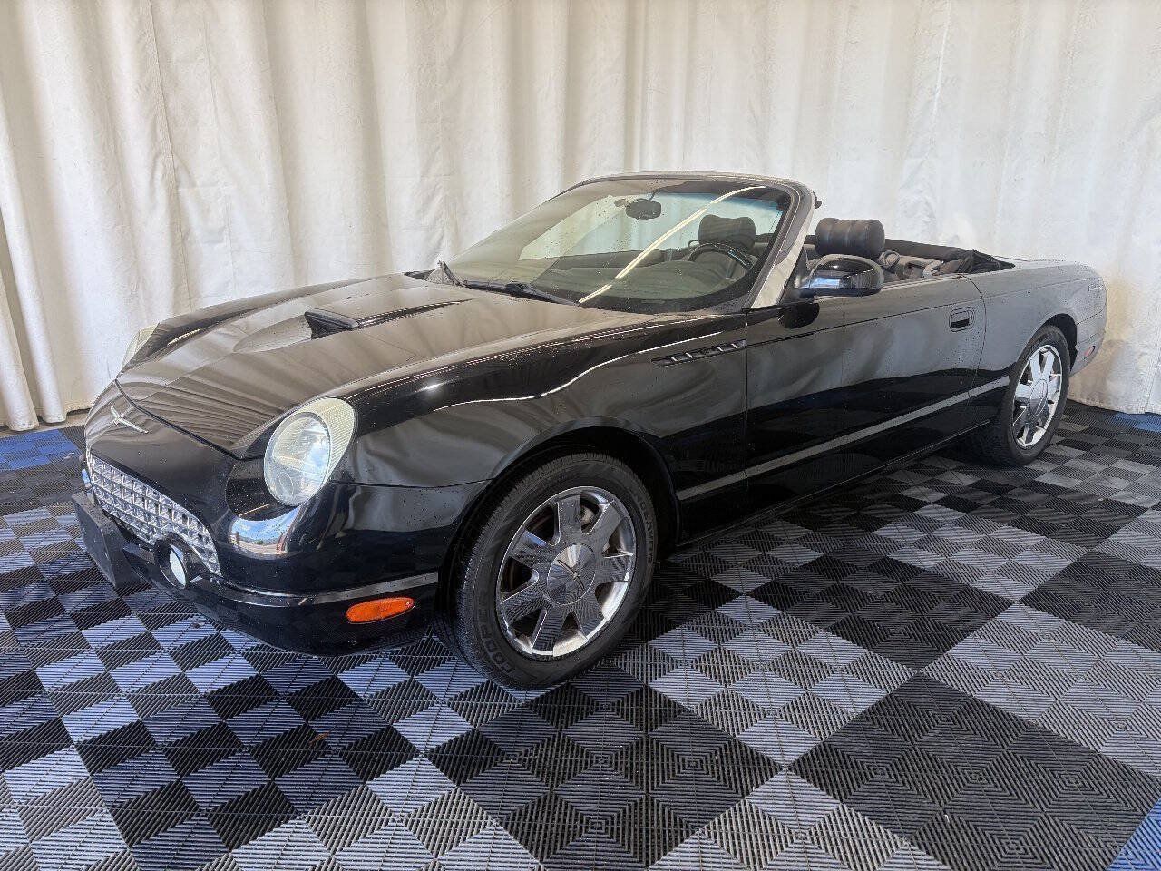 Used 2002 Ford Thunderbird RWD image 7