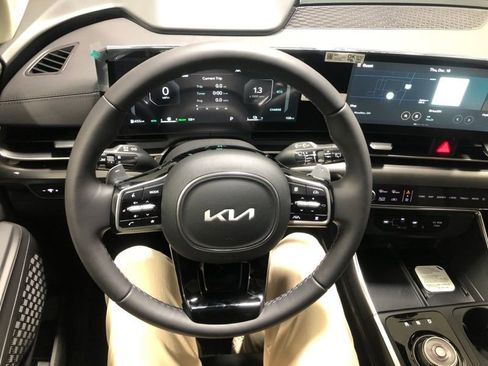 New 2026 Kia Carnival SX Prestige image 27