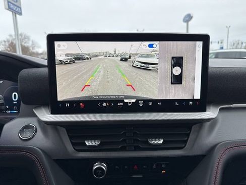 Used 2025 Ford Explorer ST-Line w/ Premium Package image 25