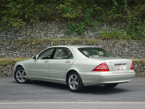 Used 2004 Mercedes-Benz S 500 image 3