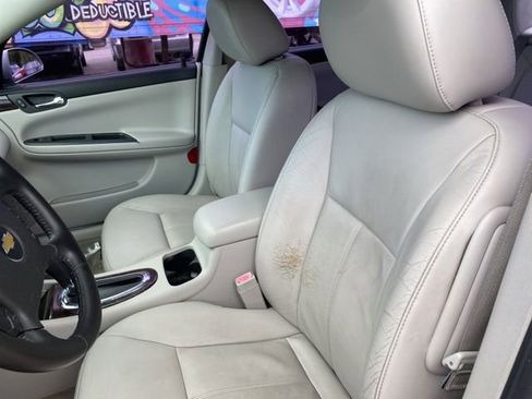 Used 2012 Chevrolet Impala LTZ FWD image 10