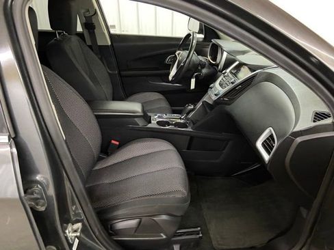 Used 2017 Chevrolet Equinox LT w/ Convenience Package image 20