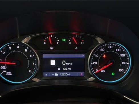 Used 2023 Chevrolet Equinox Premier image 13