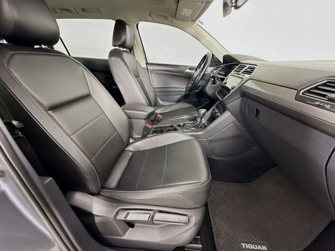 Used 2019 Volkswagen Tiguan SEL image 33