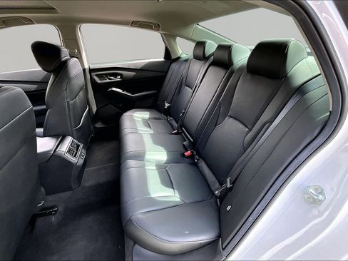 Used 2025 Honda Accord EX-L image 18