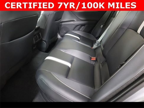 Used 2025 Toyota Camry SE w/ Convenience Package image 11