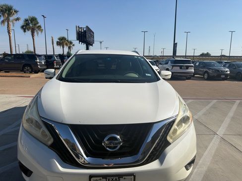 Used 2017 Nissan Murano SL FWD image 2