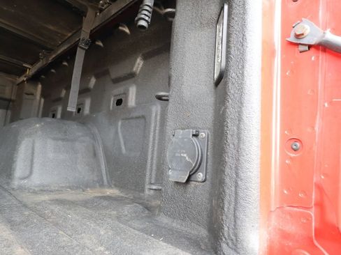 Used 2020 Chevrolet Silverado 1500 LT Trail Boss image 33