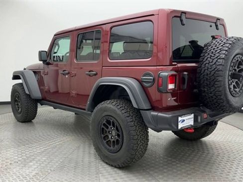 Used 2022 Jeep Wrangler Unlimited Rubicon w/ Xtreme Recon 35" Tire Package image 4
