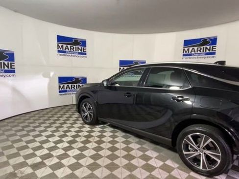 Used 2023 Lexus RX 350 Premium w/ Accessory Package image 8