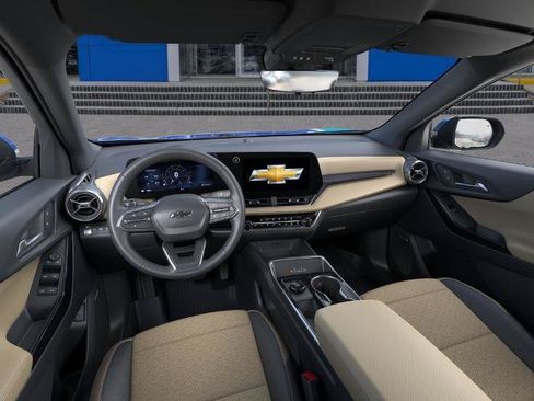 New 2026 Chevrolet Equinox ACTIV w/ Safety and Technology Package AWD/4WD image 15