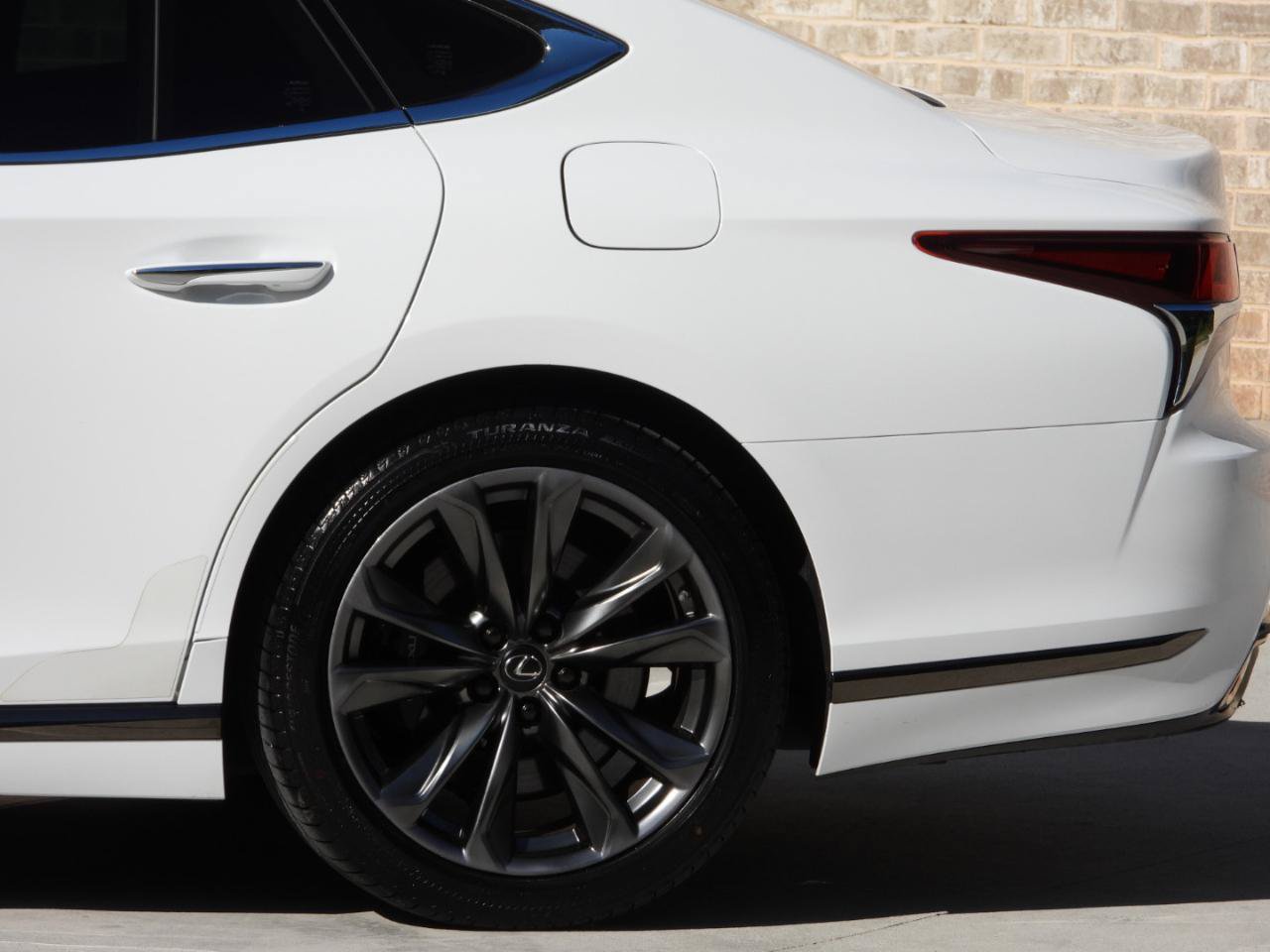Used 2020 Lexus LS 500 F Sport w/ Cold Weather Package (CK) RWD image 42
