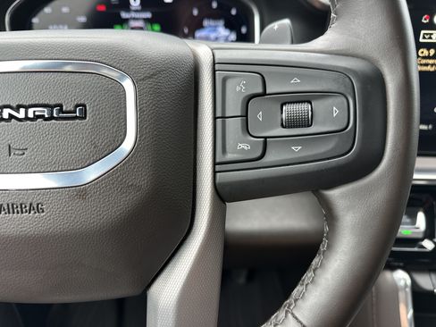 Used 2024 GMC Sierra 1500 Denali w/ Denali Reserve Package AWD/4WD image 19