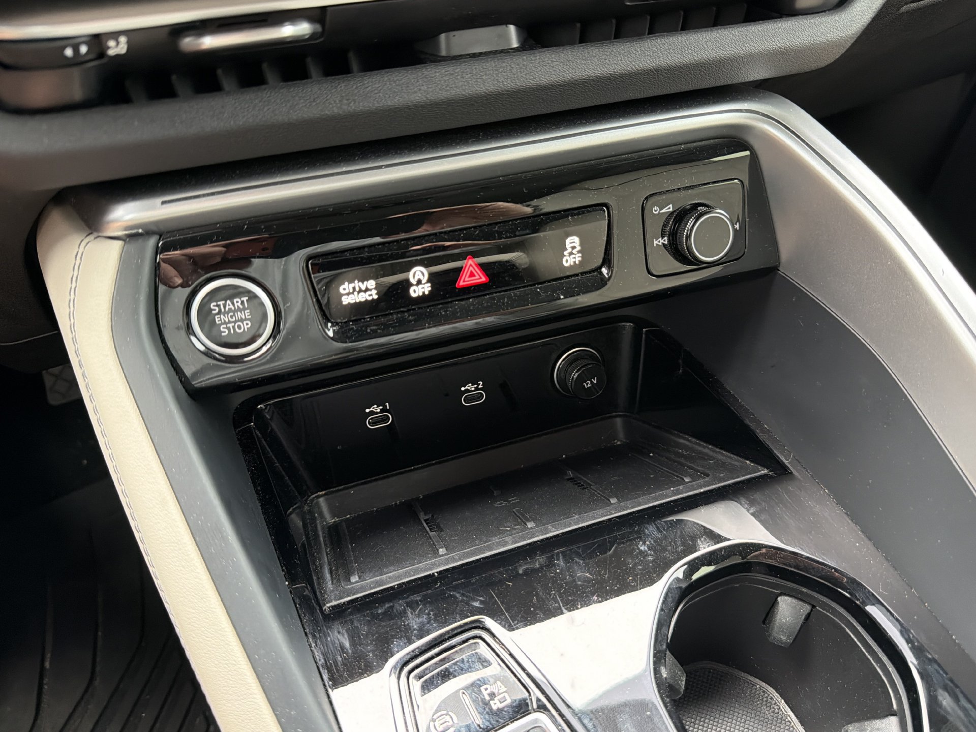 Used 2025 Audi Q5 Prestige AWD/4WD image 34