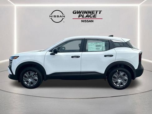 New 2026 Nissan Kicks S image 8