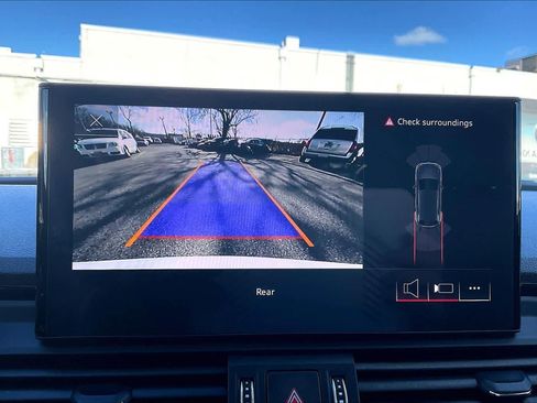 Used 2023 Audi Q5 2.0T Premium image 29