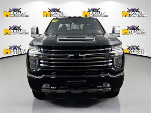 Used 2020 Chevrolet Silverado 3500 High Country w/ Technology Package image 2