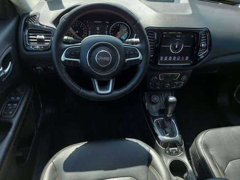 Used 2018 Jeep Compass Limited w/ Safe & Security Group AWD/4WD image 13