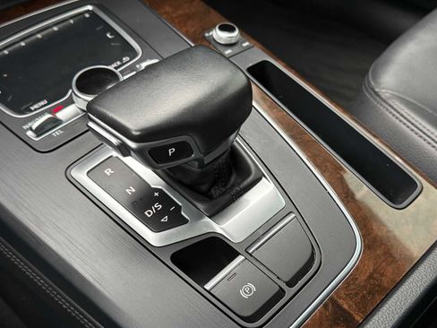 Used 2019 Audi Q5 2.0T Premium Plus w/ Premium Plus Package image 33