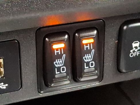 Used 2025 Mitsubishi Outlander Sport LE image 22