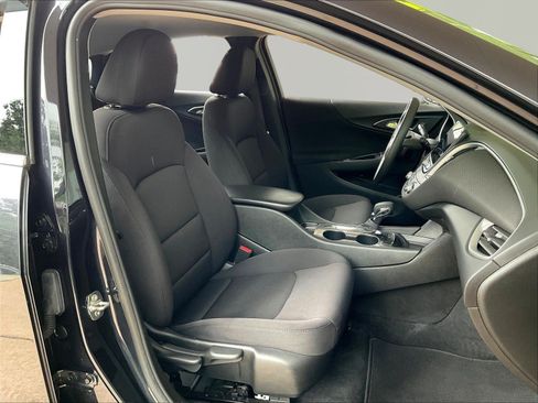 Used 2022 Chevrolet Malibu LS FWD image 28