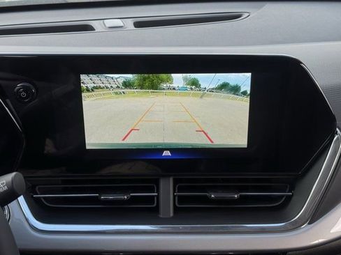 New 2026 Chevrolet Trax LT w/ Driver Confidence Package image 12