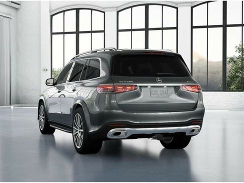 New 2026 Mercedes-Benz GLS 580 4MATIC image 28